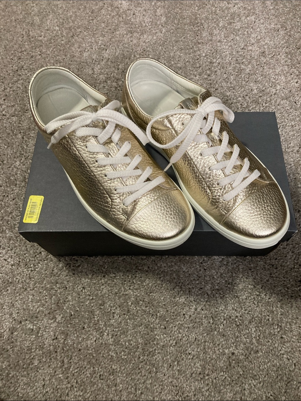 ECCO Soft Sneaker NIB 38 7 7.5